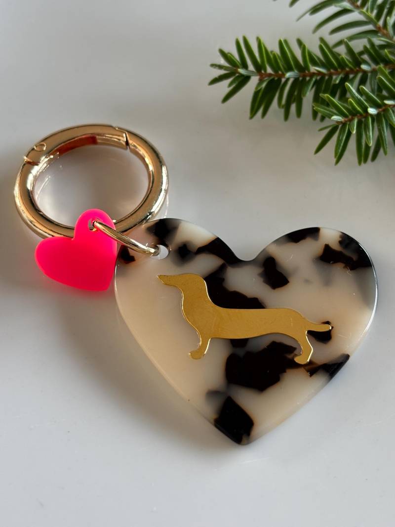 Herz Schlüsselanhänger Mit Dackel - Keychain Oder Taschencharm von SirWoddy