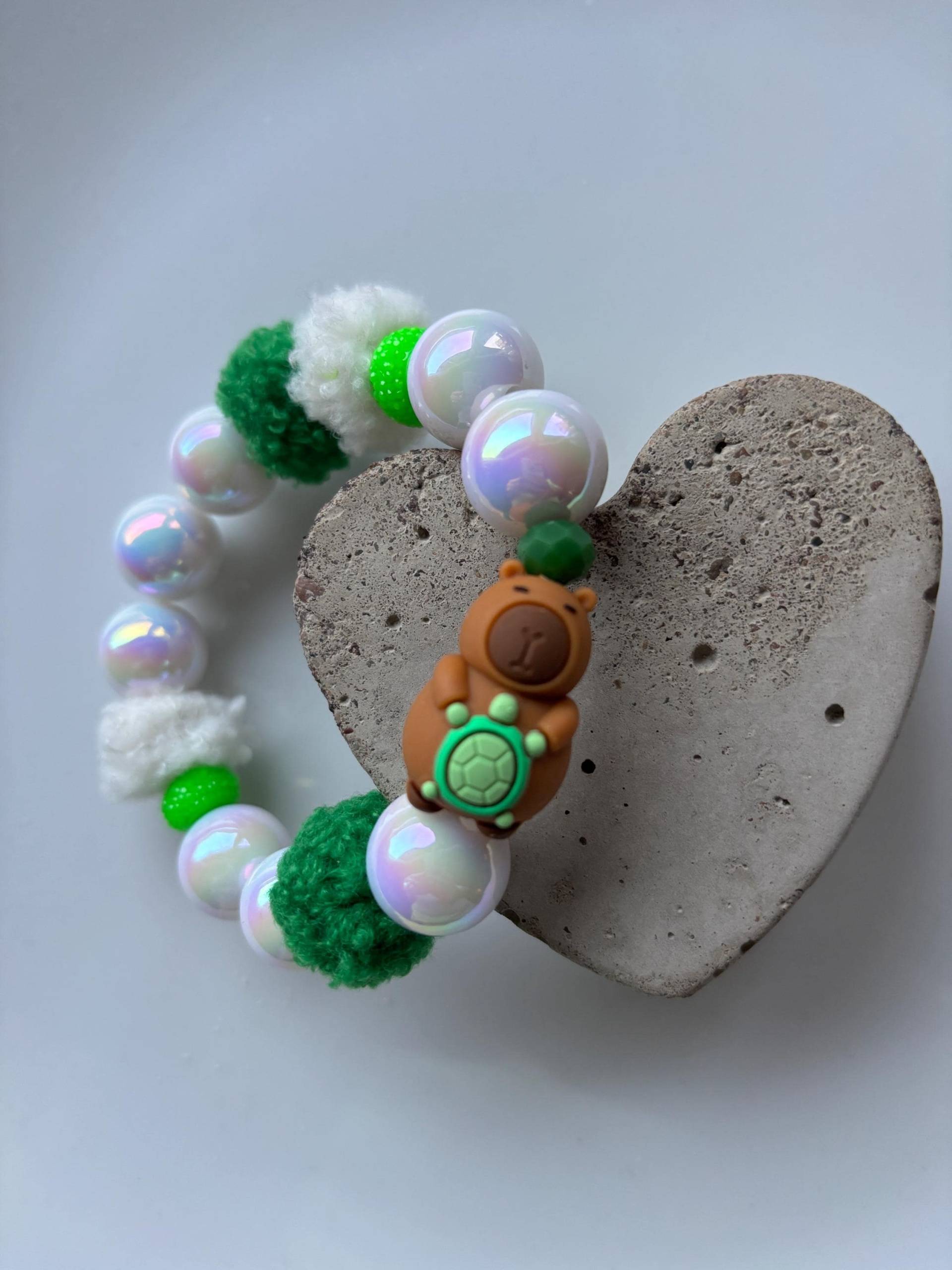 Perlen Armband Mit Kuschel Und Capybara Perlen Armband Mit Kuschel Und Capybara von SirWoddy