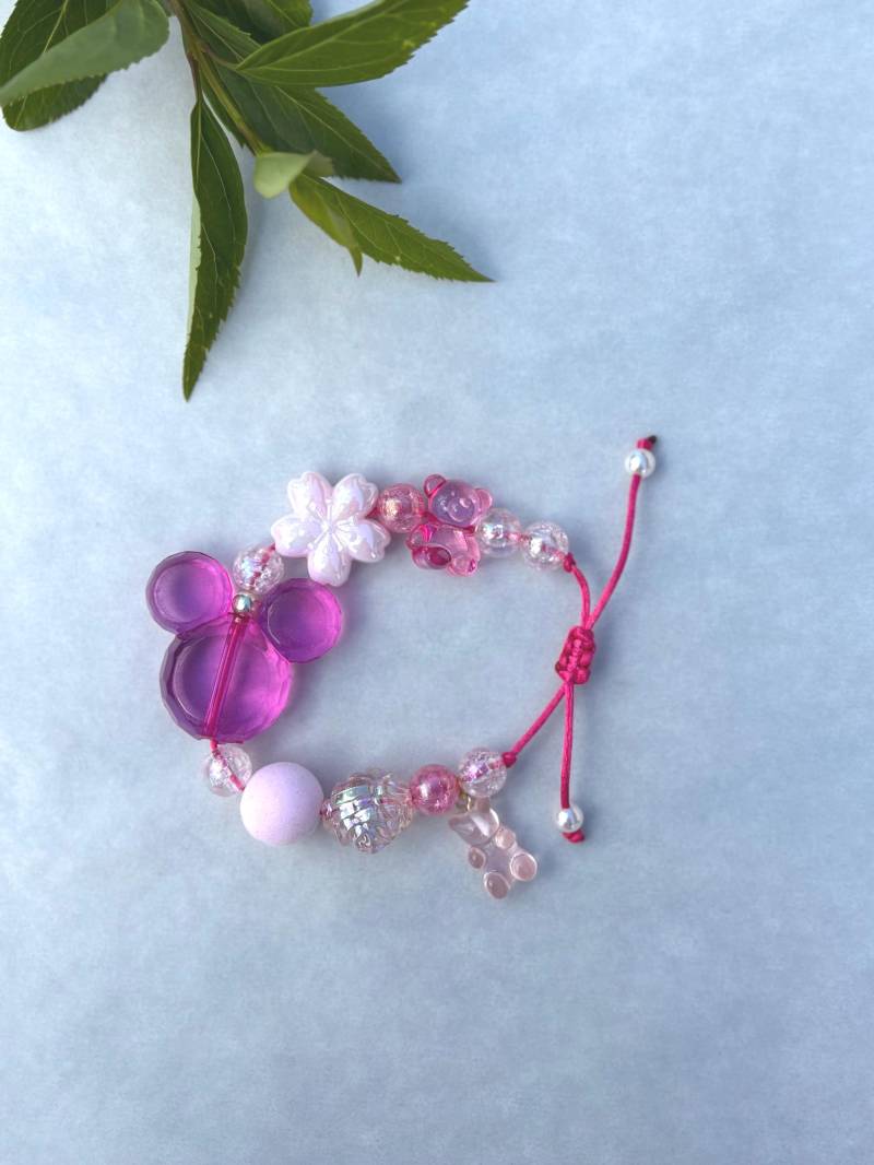 Perlenarmband Mit Mickey Maus Und Charms - Größenverstellbar Perlenarmband Mit Mickey Maus Und Charms - Größenverstellbar von SirWoddy