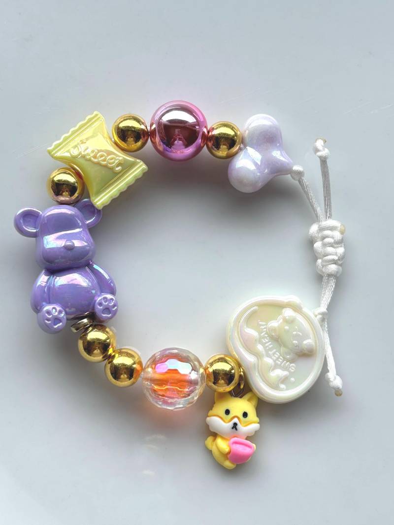 Perlenarmband Mit Teddybär Und Charms - Größenverstellbar von SirWoddy
