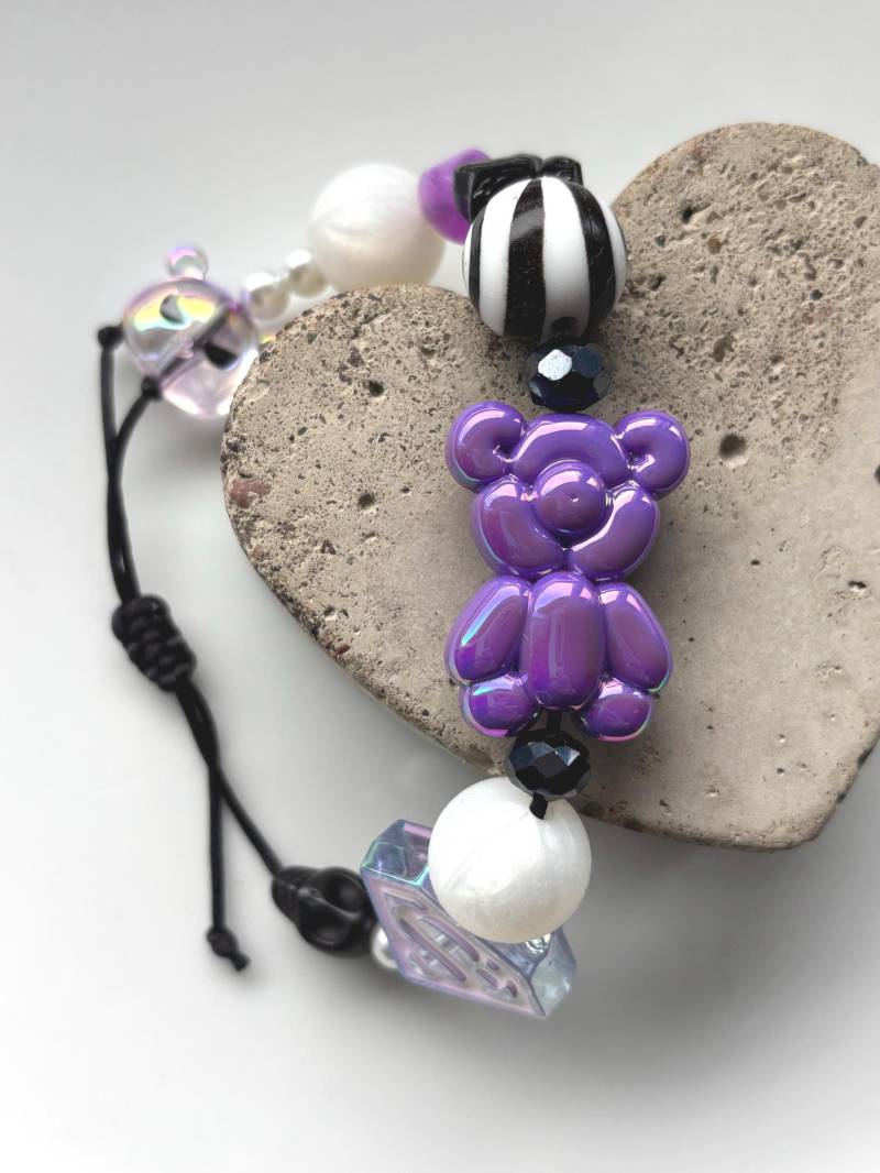 Perlenarmband Mit Teddybär Und Charms - Größenverstellbar von SirWoddy