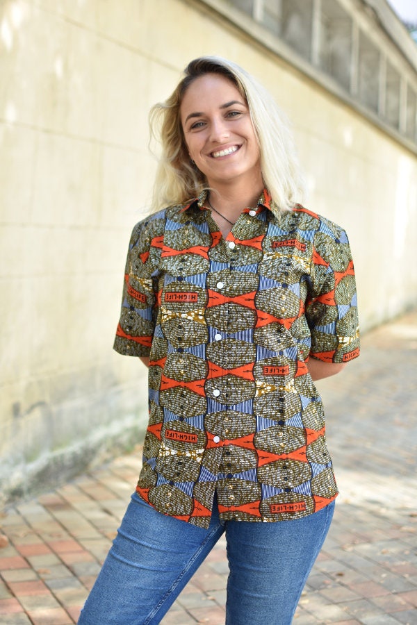 Damen-Kurzarm-Wachsshirt Mit „High Life"-Aufdruck von SirawaxBoutique