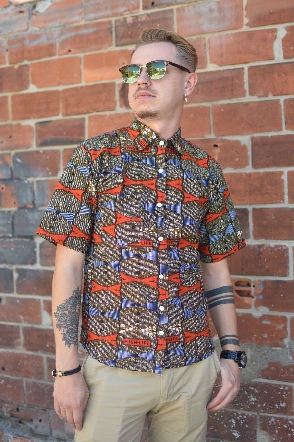 Herren-Kurzarm-Wachsshirt „High Life" von SirawaxBoutique