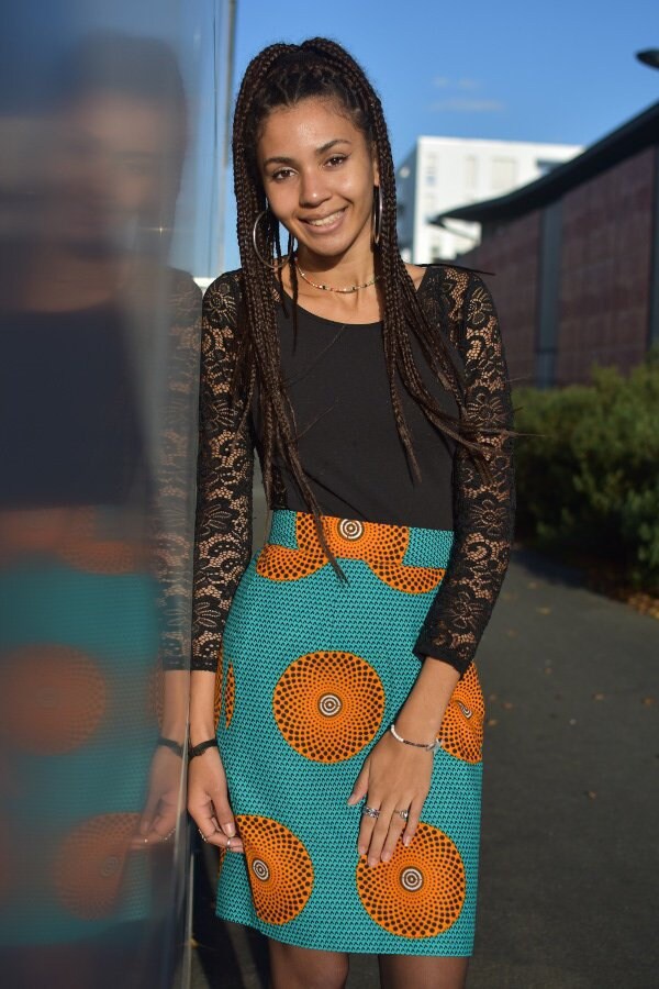 Bleistiftrock in Orangem Kreismuster Wax, Gerader Rock von SirawaxBoutique