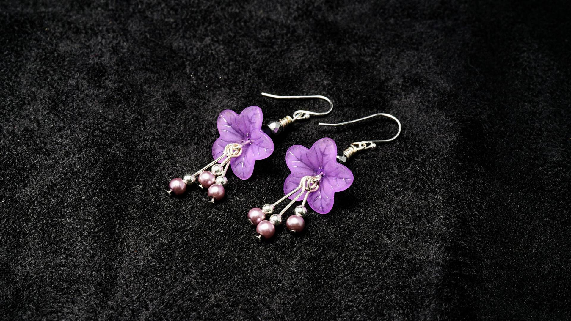 Blumen Tropfen Ohrringe Blumen Tropfen Ohrringe von SirensBoutiqueStudio