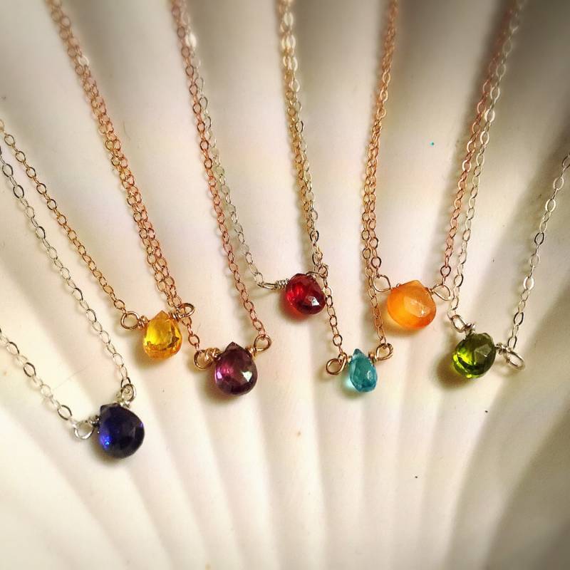 Mermaid's Tear Edelstein Solitär Halskette Wählen Sie Ihre Farbe von SirensandStarlight