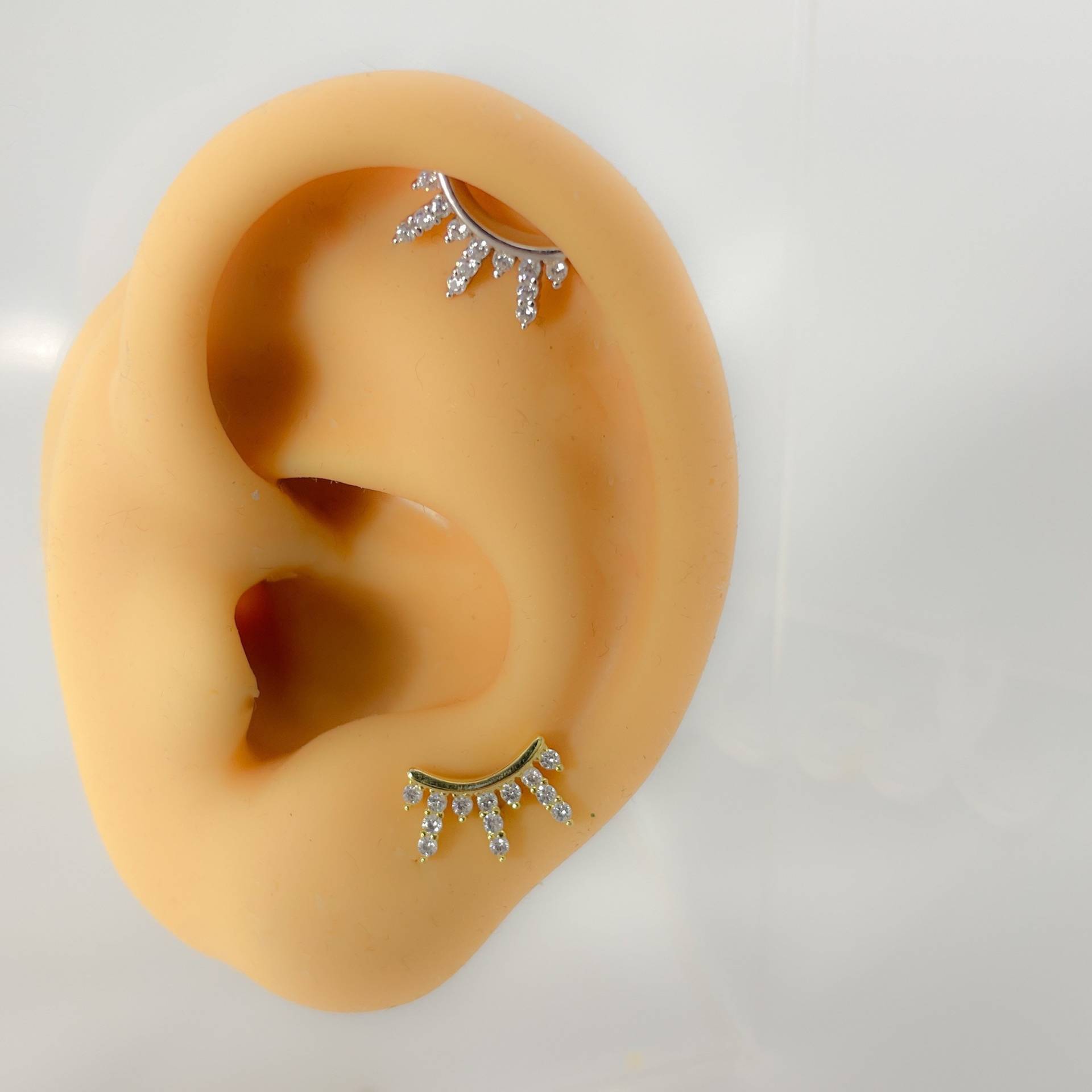 Helix #136 925 Silber Vergoldet Bogen Piercing Cubic Zirkonia von Siristat