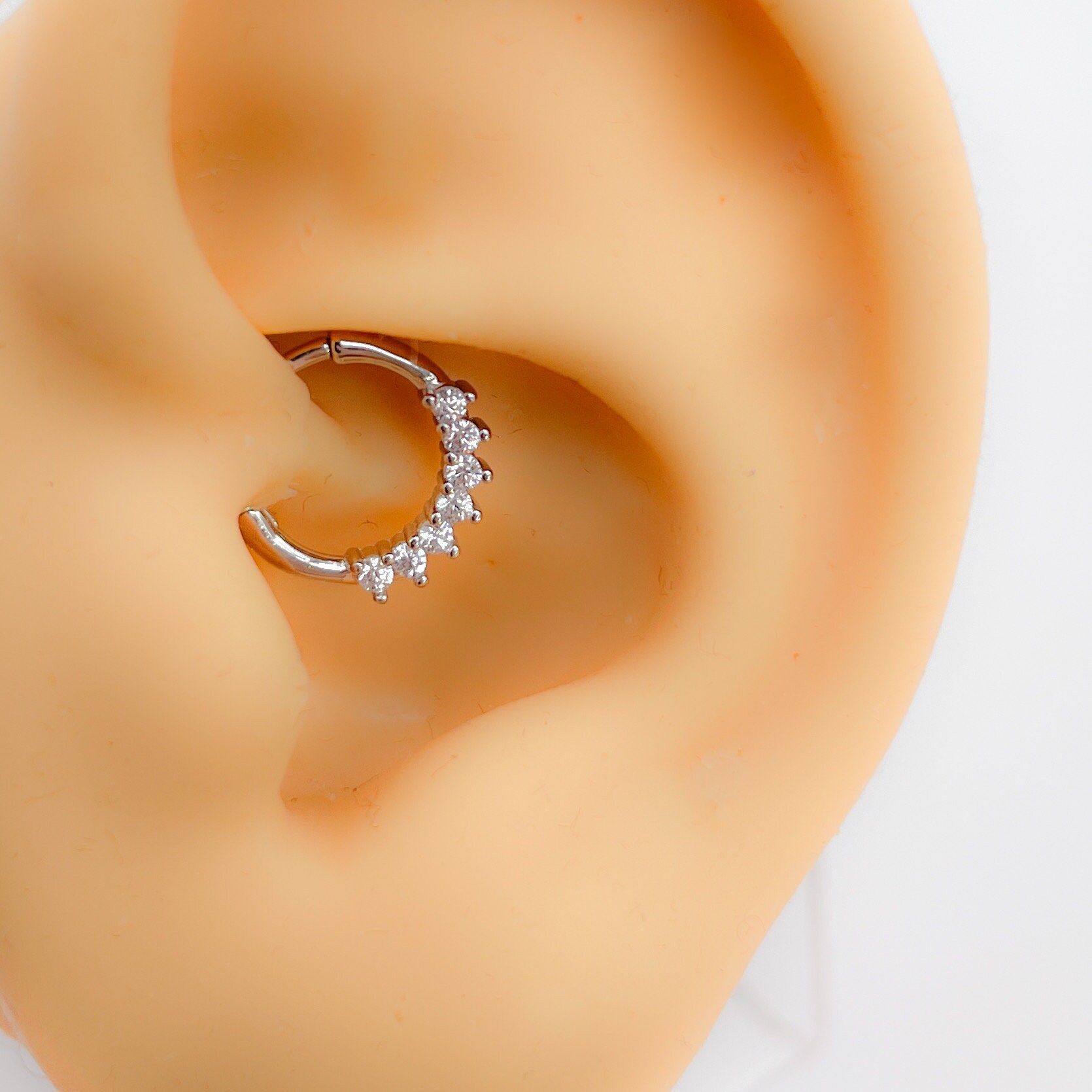 Piercing #264 925 Silber Vergoldet Daith Minimalistisch Boho Crystal Ring Hoop Rund von Siristat