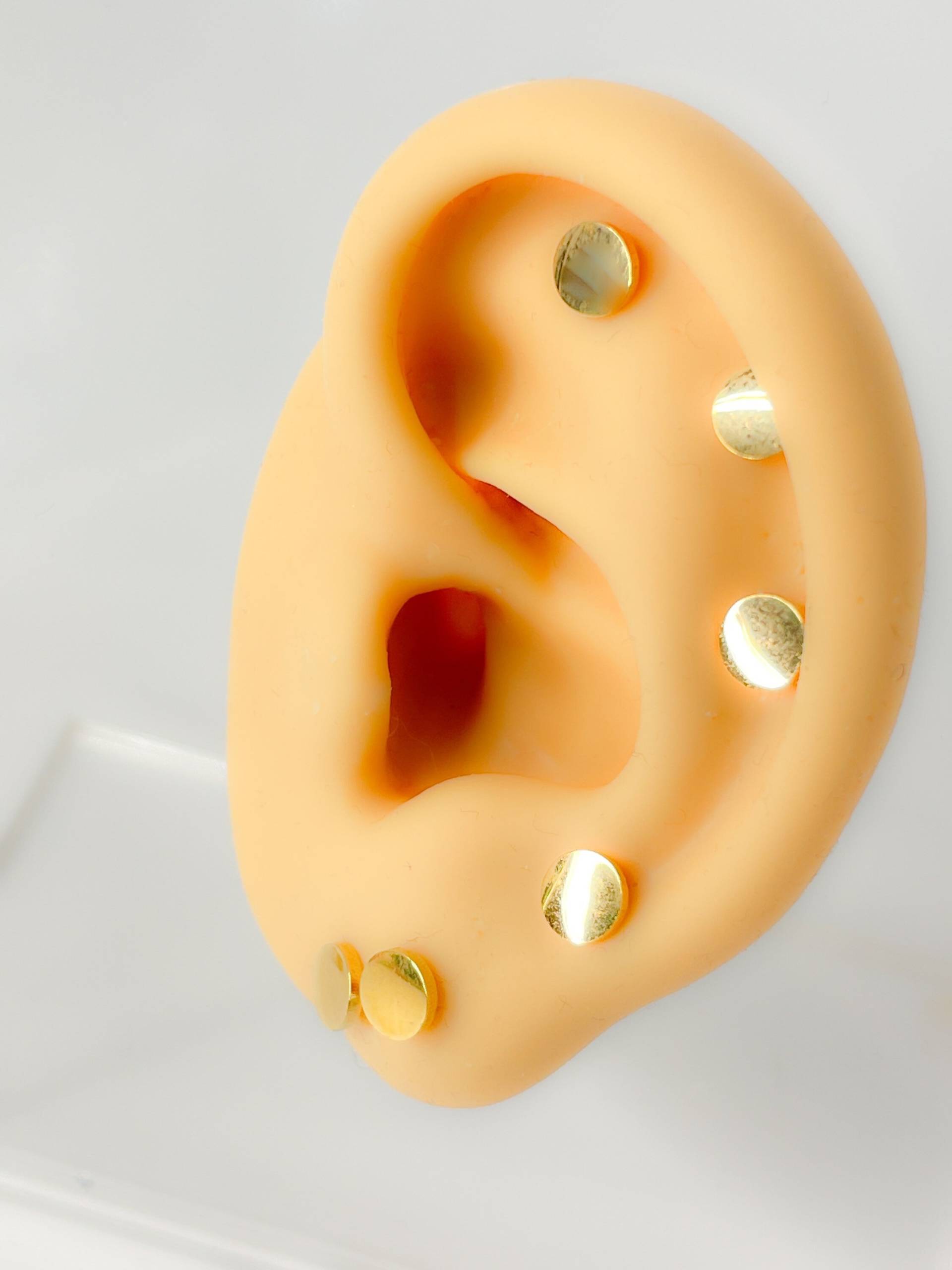 Stud Plate #114 Stainless Steel Tragus Barbell Flat Piercing Rund Ohrringe Schmuck Minimalistisch von Siristat