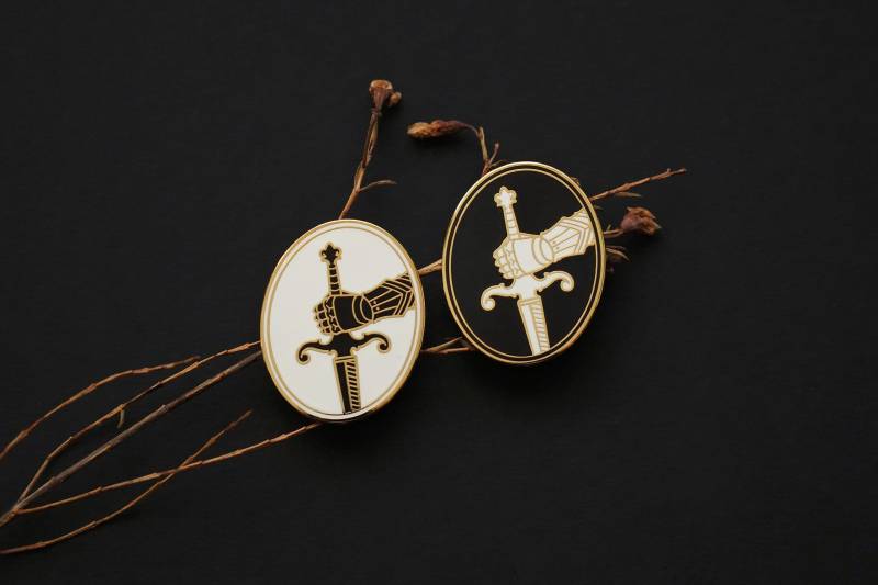 Schwert Kamee Anstecker Schwert Kamee Anstecker von SiriusboundShop