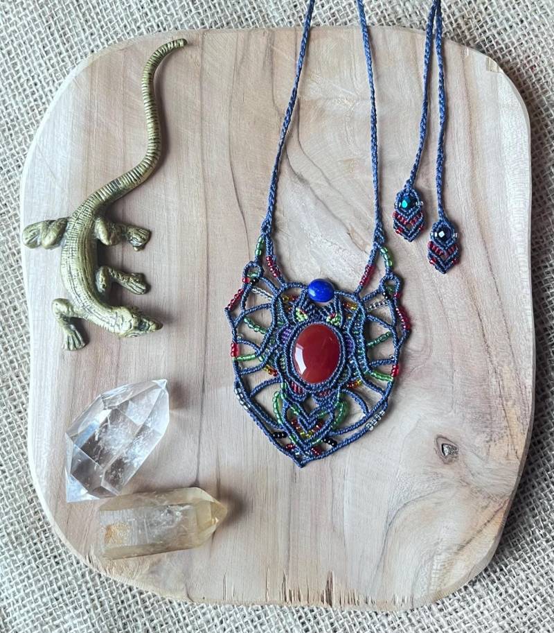 Karneol Mit Lapis Lazuli Mikro Makramee Statement Kette Bunten Perlen von SisaTaki