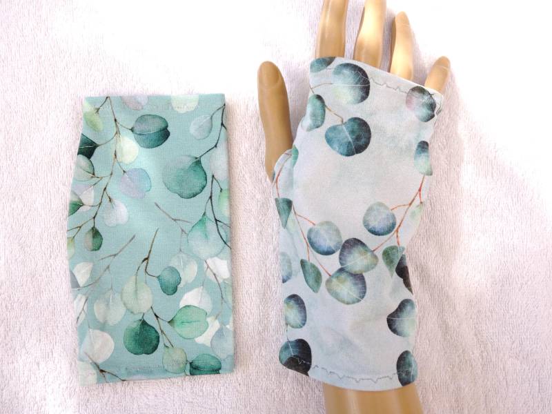 Eukalyptus, Mint Oekotex Jersey, Neurodermitis, Ekzem, Sonnenschutz, Sommerstulpen, Leichte Stulpen, Kurz, Daumenloch, Fingerlose Handschuhe Eukalyptus, Mint Oekotex Jersey, Neurodermitis, Ekzem, Sonnenschutz, Sommerstulpen, Leichte Stulpen, Kurz, Daumenloch, Fingerlose Handschuhe von SissiundFroschkoenig