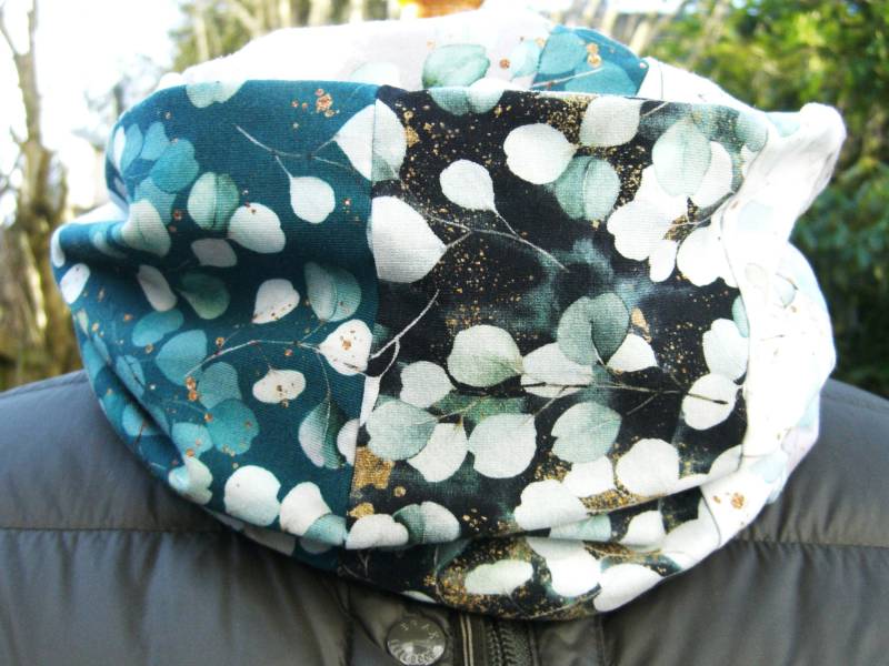 Patchwork Eukaylptus Wende Schal Loop Organic Jersey Petrol Weiß Grau Grün Mint Doppellagig, Weich von SissiundFroschkoenig
