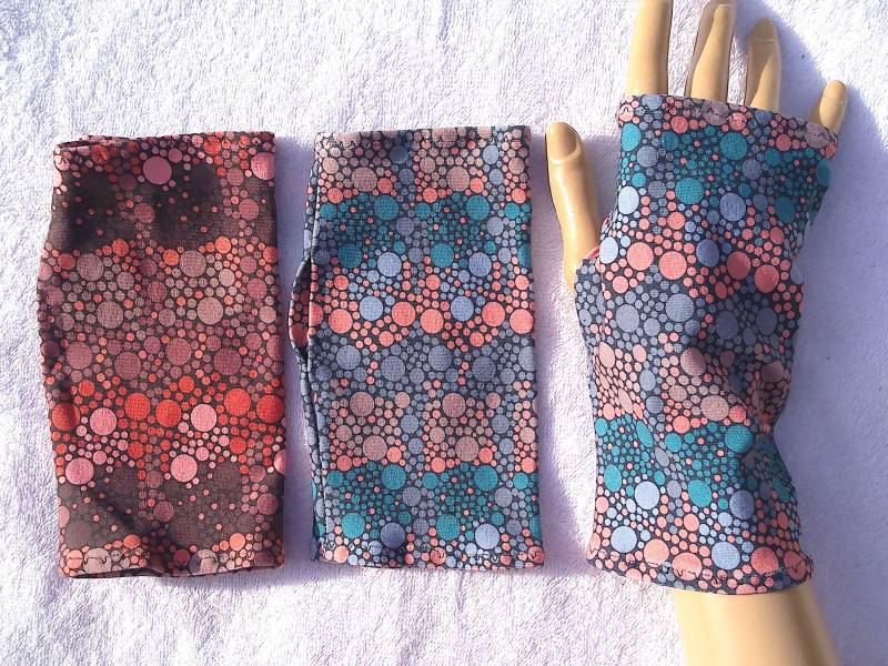 Punkte, Dots, Jersey Oekotex Neurodermitis, Ekzem, Sonnenschutz, Leichte Stulpen, Daumenloch, Petrol, Braun, Orange, Rosa von SissiundFroschkoenig