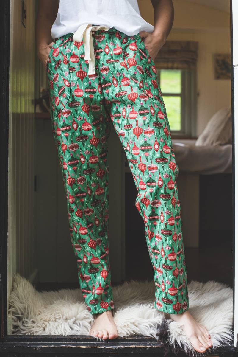 Weihnachten Print Bio-Baumwolle Pyjama-Hose, Frauen Pjs, Weihnachtskugeln Pyjamahose, Handgemachte Pyjamas Uk von SisterOrganics