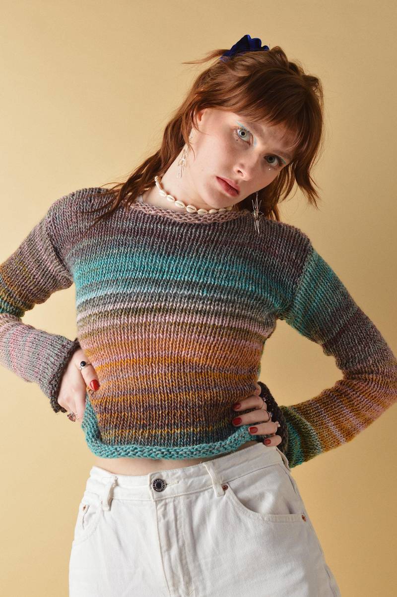 Handgemachter Hippy Pullover Für Frauen Gemusterter Strickpullover Sommer Mehrfarbiger Boho Top Cottagecore Fairycore Whimsy Kleidung von SistersAstray