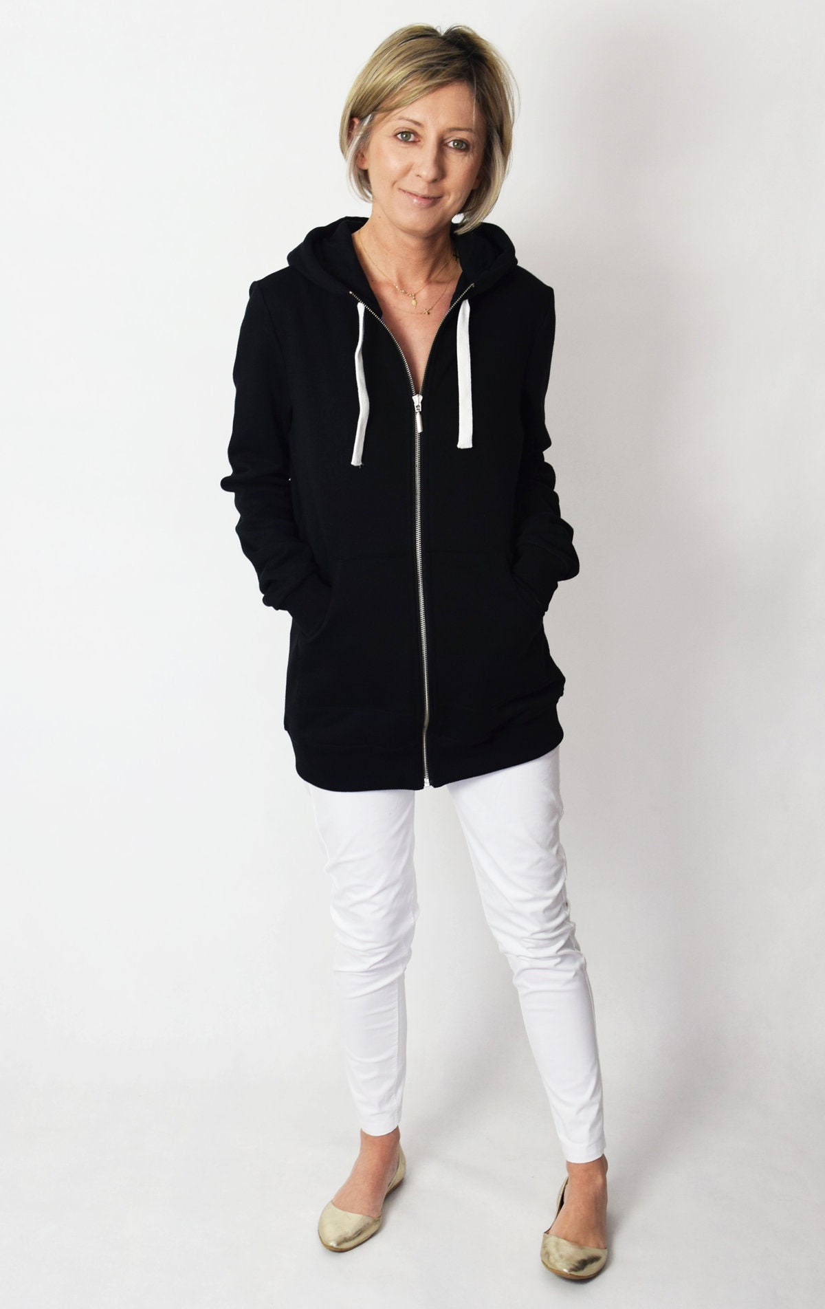 Langer Reißverschluss-Hoodie, Damen-Baumwoll-Sweatshirt, Schwarzer Hoodie, Chloe von SistersBrand