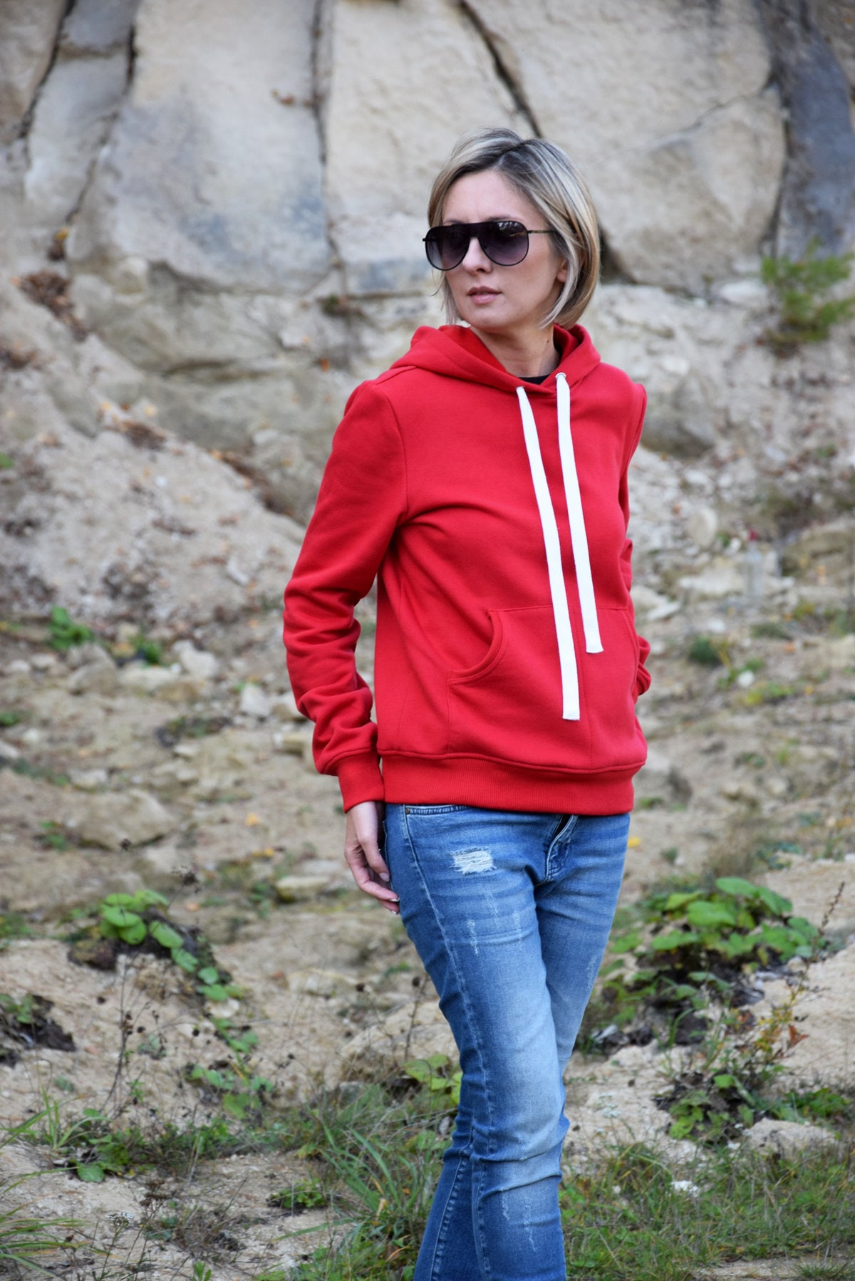 Roter Baumwoll Hoodie Damen Sweatshirt Mit Kängurutasche von SistersBrand