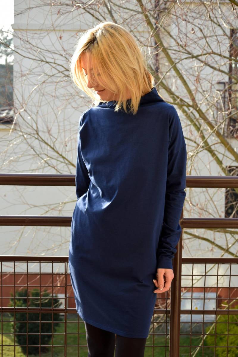 Gestricktes Baumwoll Rollkragen Mini Kleid - Frida Casual Style von SistersBrand