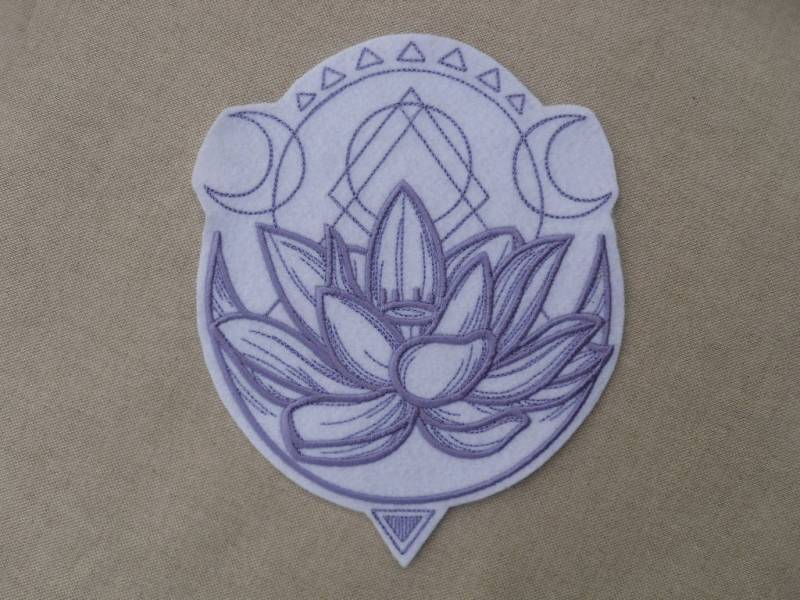 Lotus Blume Eisen Auf Patch Mystique Flora Jacke Patches Für Jacken Mondphasen von SiuvinijaShop