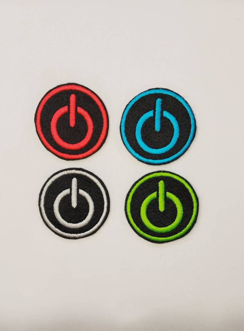 Power Button Aufnäher Bügelbild von SiuvinijaShop