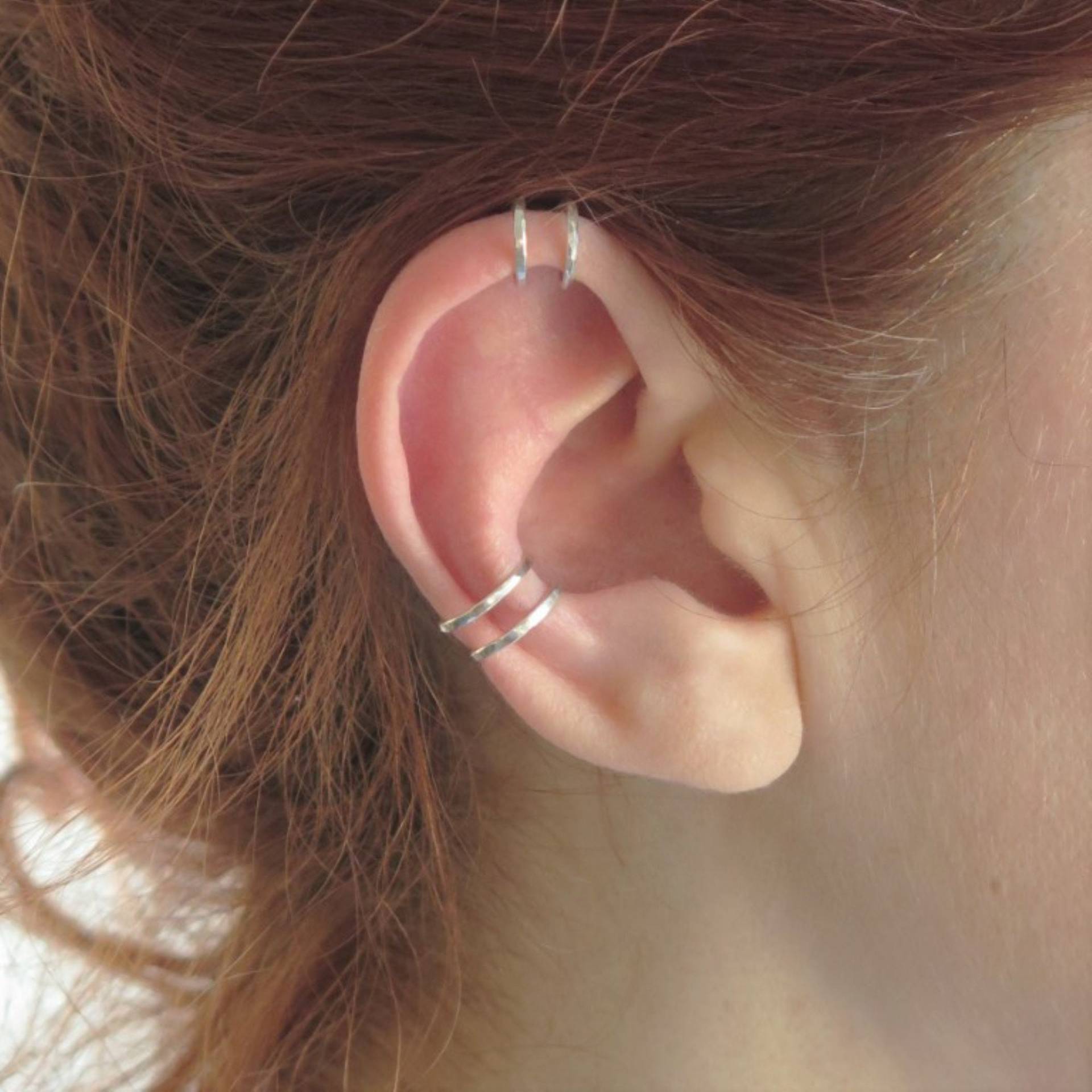 Gehämmerte Silber Doppel Helix Ohrmanschette, Verstellbare Conch Ohr Wickeln, Handgemacht Auf Bestellung Gehämmerte Silber Doppel Helix Ohrmanschette, Verstellbare Conch Ohr Wickeln, Handgemacht Auf Bestellung von SixLeChat