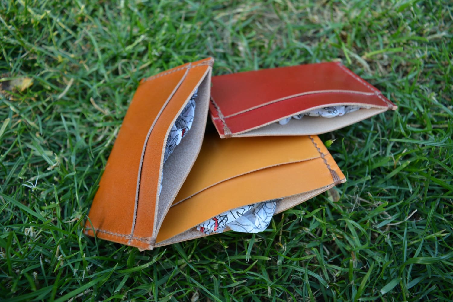 Full-Grain Leder Minimal-Kartenhalter Full-Grain Leder Minimal-Kartenhalter von SixMagpiesLeather