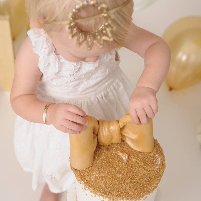 Gold Id Baby Armband Handgestempeltes Sterling Silber, Geburtsstein von SixSistersBeadworks