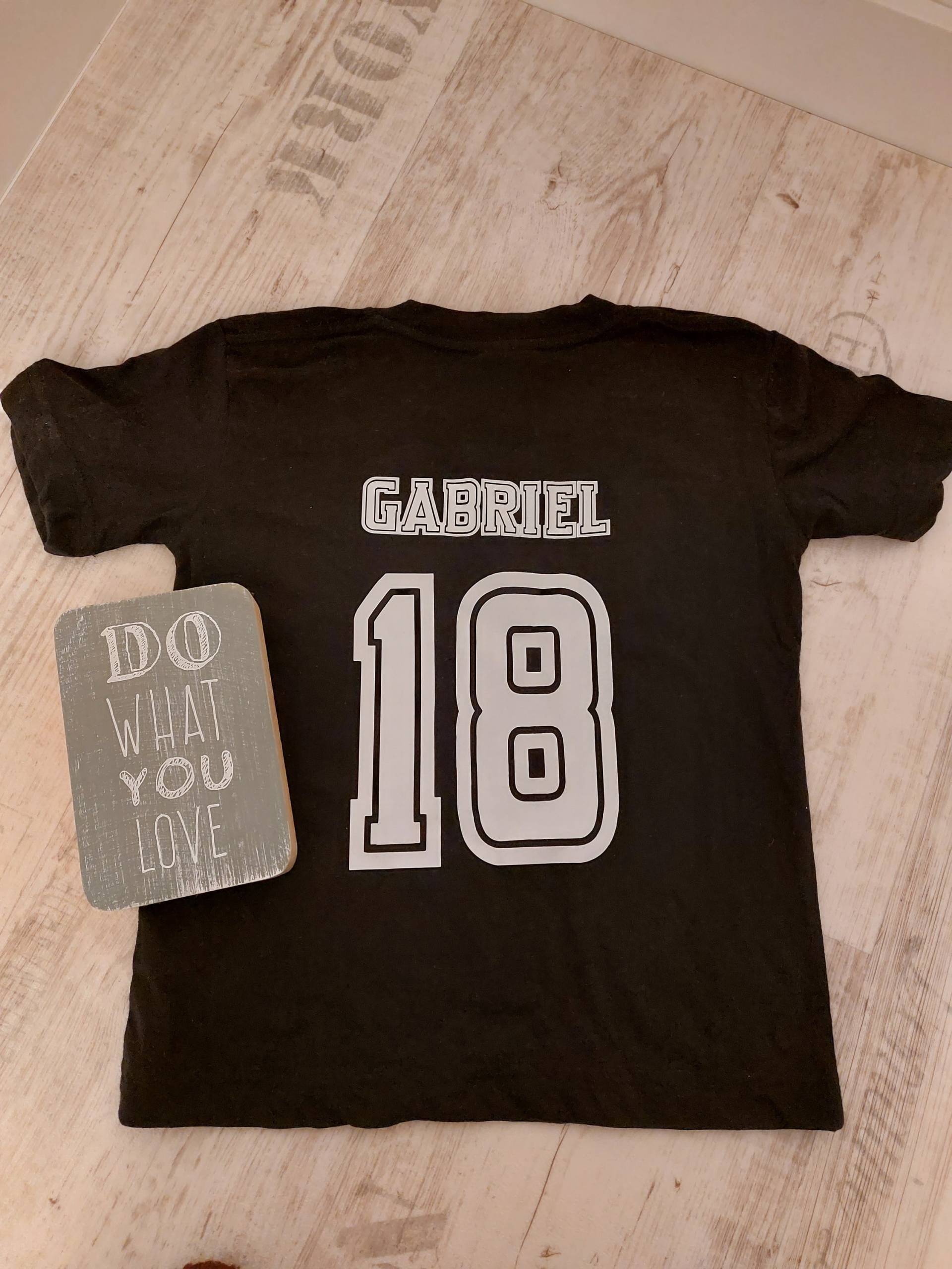T-Shirt Personalisiert, Name, Zahl, Geburtsjahr, Fussball, Handball, Geburtstagsshirt, Geburtstag, Einschulung T-Shirt Personalisiert, Name, Zahl, Geburtsjahr, Fussball, Handball, Geburtstagsshirt, Geburtstag, Einschulung von SixcuteDesignShop