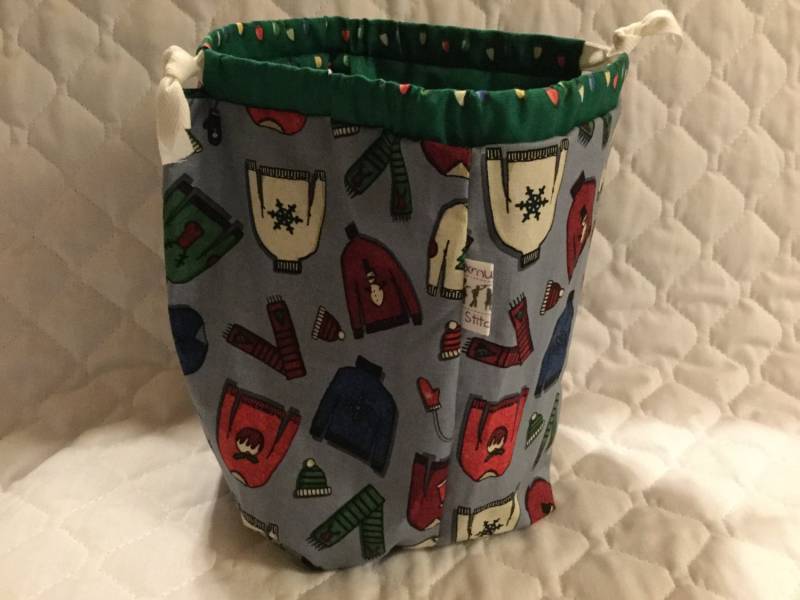 Winter Pullover Socke Sack Sofort Lieferbar Winter Pullover Socke Sack Sofort Lieferbar von SixmunchkinStitching