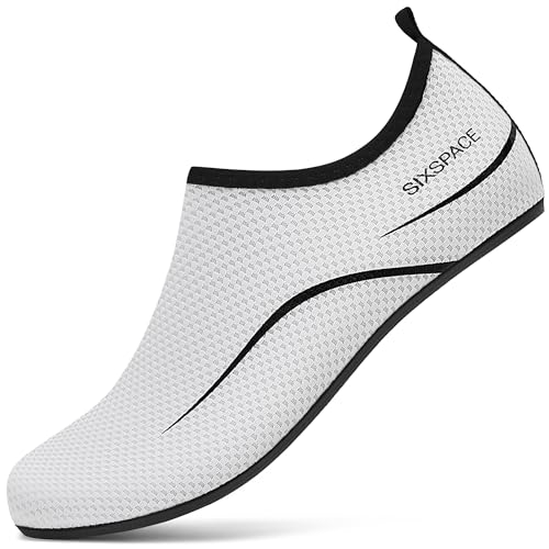 Sixspace Badeschuhe Damen Wasserschuhe Herren Schwimmschuhe Strandschuhe Schnell Trocknend Aquaschuhe Slip on Breathable Surfschuhe für Beach Pool Surfen Yoga (Weiß 36 EU) von Sixspace