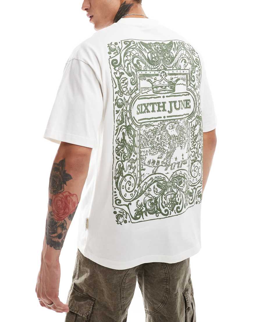Sixth June - Azulejos - Oversize-T-Shirt in gebrochenem Weiß Sixth June - Azulejos - Oversize-T-Shirt in gebrochenem Weiß von Sixth June