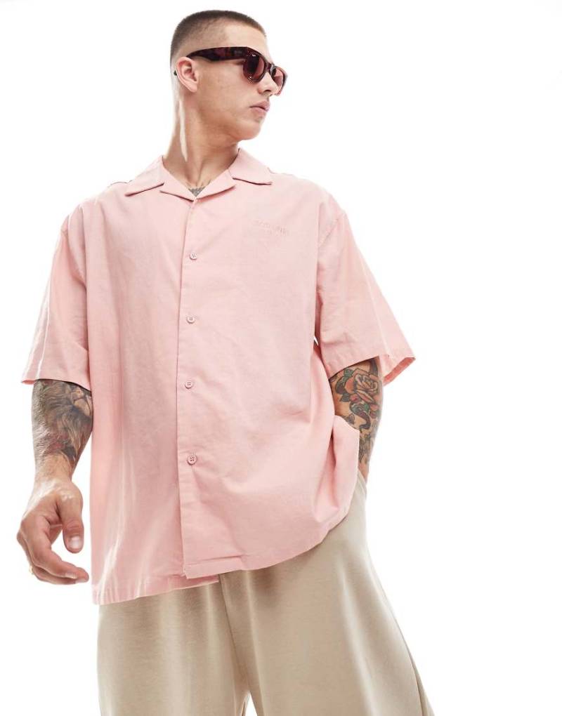 Sixth June - Kurzärmliges Oversize-Leinenhemd in Rosa von Sixth June