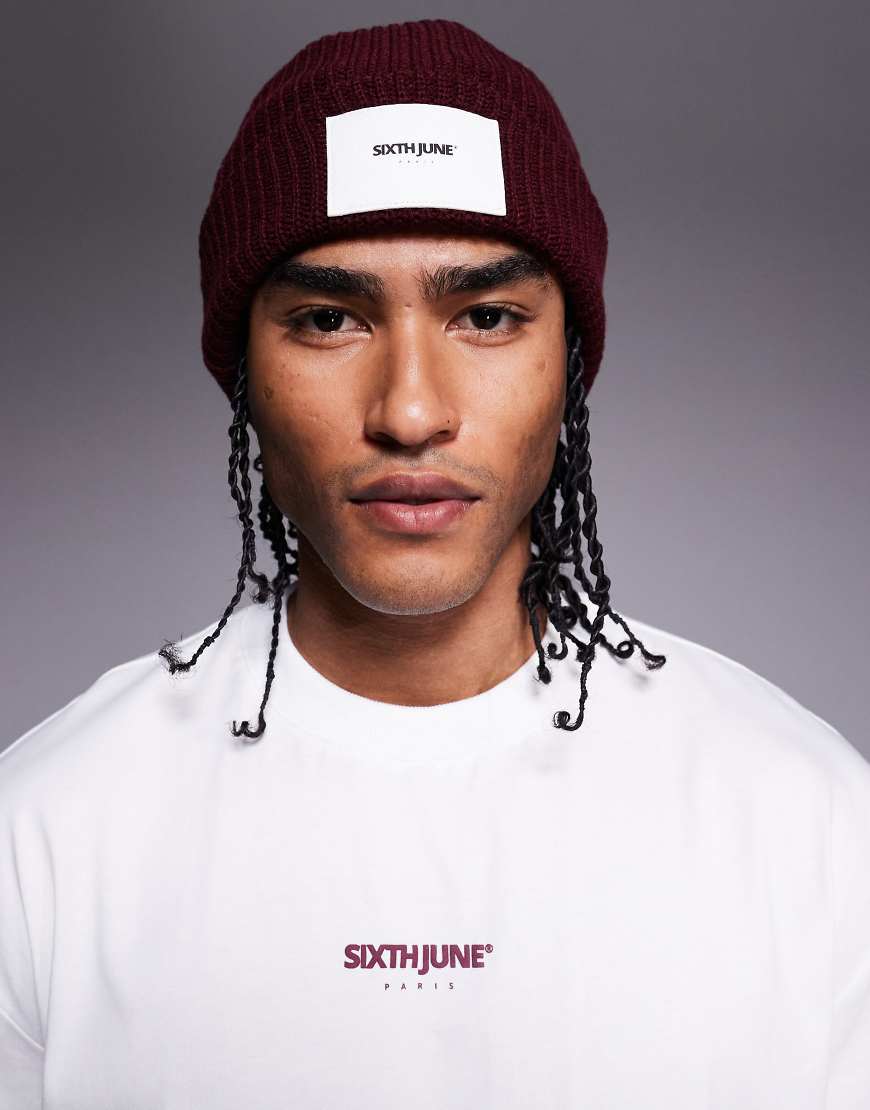 Sixth June - Strickmütze in Burgunderrot mit Aufnäher von Sixth June