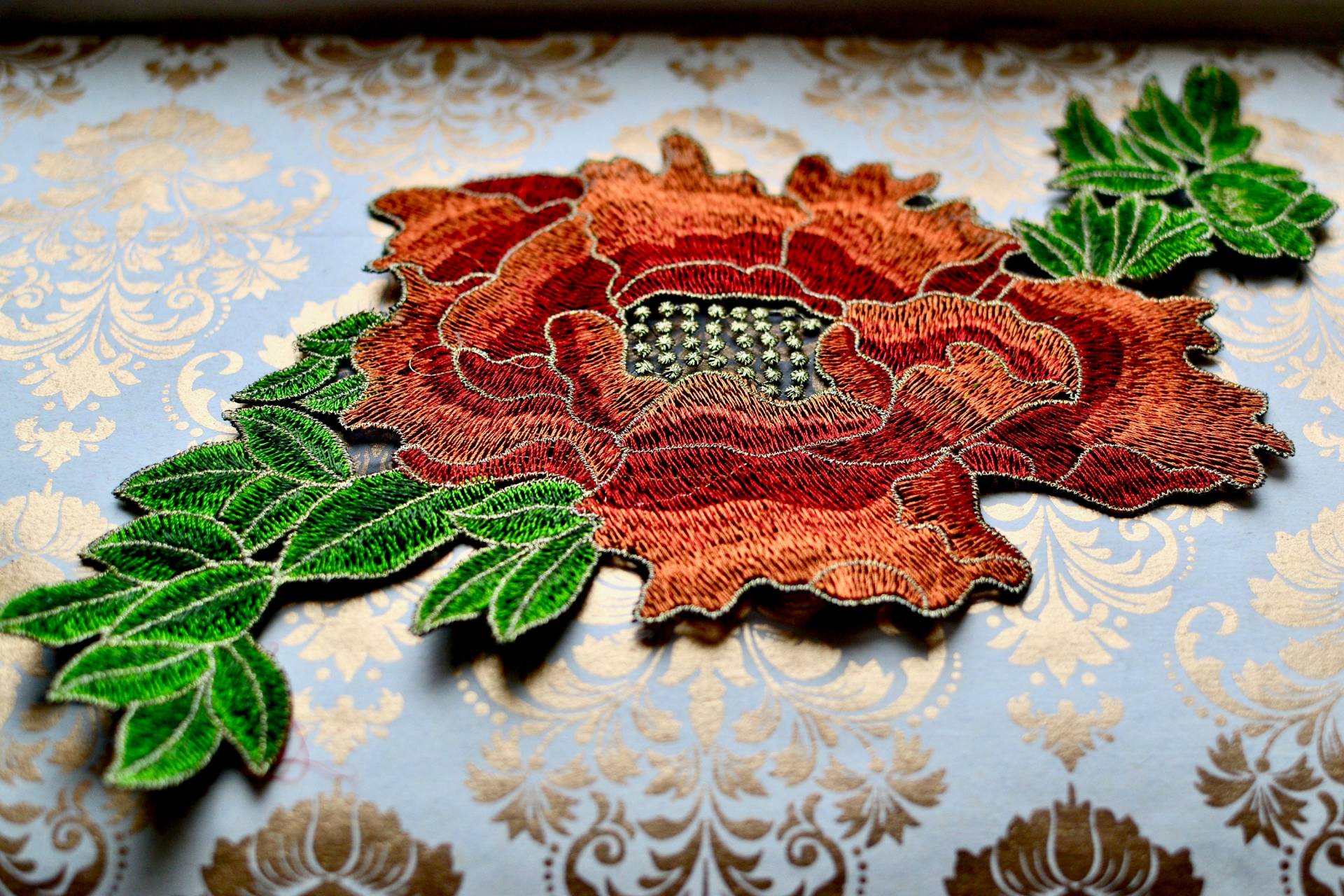 Großer Aufnäher, Gestickter Blumenstickerei Applikation, Junk Journaling, Nähen, Scrapbooking von SixthCraft