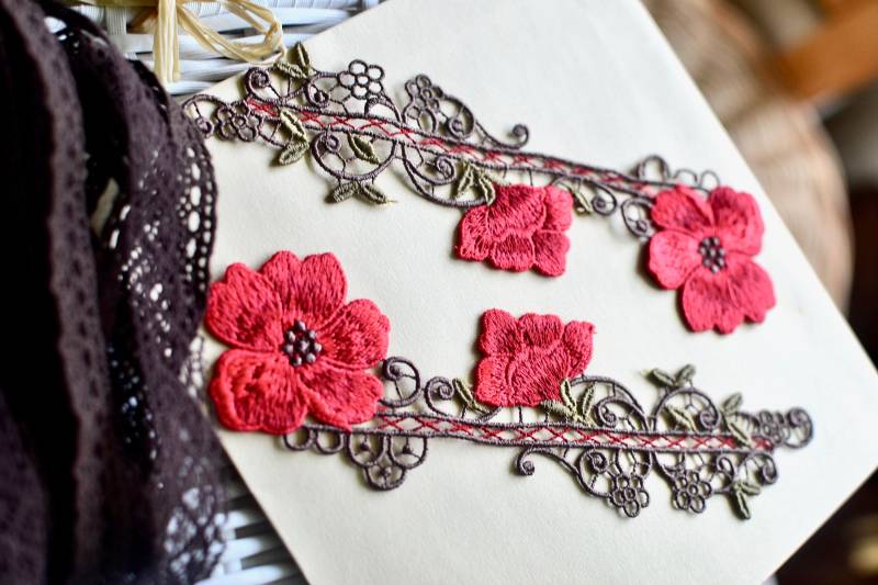 Rot Gestickter Aufnäher, Patch, Roter Blumen Flicken, Junk Journal, Nähen, Scrapbooking, Rote Stickerei von SixthCraft