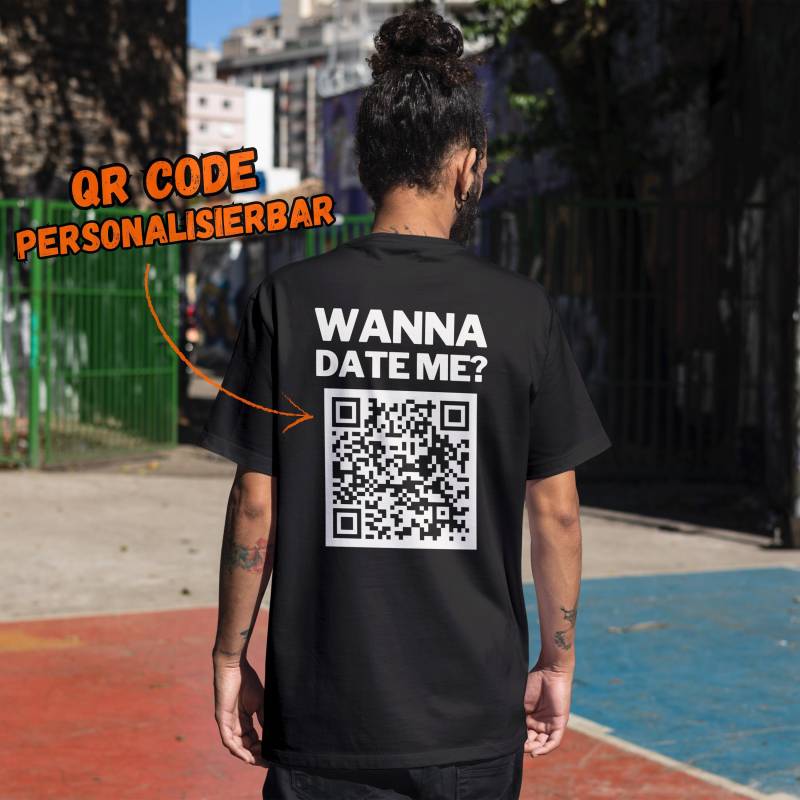 Qr-Code T-Shirt „Wanna Date Me?" // Unisex Shirt Personalisierbar Mit Social Media Link Witziges Dating Hochwertiger Druck Qr-Code T-Shirt „Wanna Date Me?" // Unisex Shirt Personalisierbar Mit Social Media Link Witziges Dating Hochwertiger Druck von SixwallsStudio
