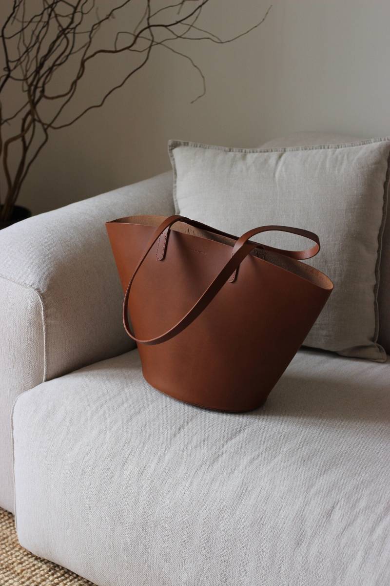 Ledertasche I Leder Tote Bag | Ledershopper Markttasche Schultertasche von SjaelvStudio