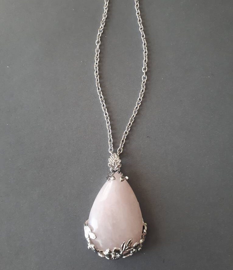 Natürlicher Rosa Rosenquarz Edelstein Tropfen Tropfen, Handgemachte Kette Halskette von Sjewelry4u