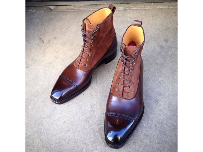 Handgefertigte Wildleder & Leder Wingtip Cloche-stiefel Maßgeschneiderter Oxford-stil von SkinCraftClub