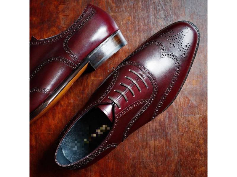 Neuer Herren Modeschuh | Maßgeschneiderte Premium Leder Oxford Wingtip Style in Burgunder Farbe Schnürschuh von SkinCraftStoreArt
