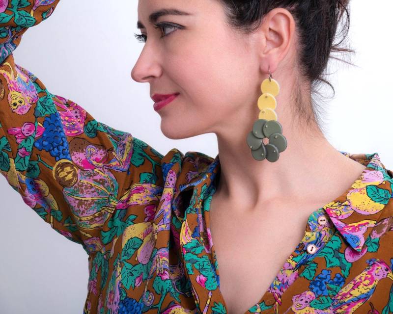 Übergroße Lederblumen-Ohrringe 925Er Silberhaken, Leichter Statement-Schmuck Übergroße Lederblumen-Ohrringe 925Er Silberhaken, Leichter Statement-Schmuck von SkinOnSkinLeatherArt