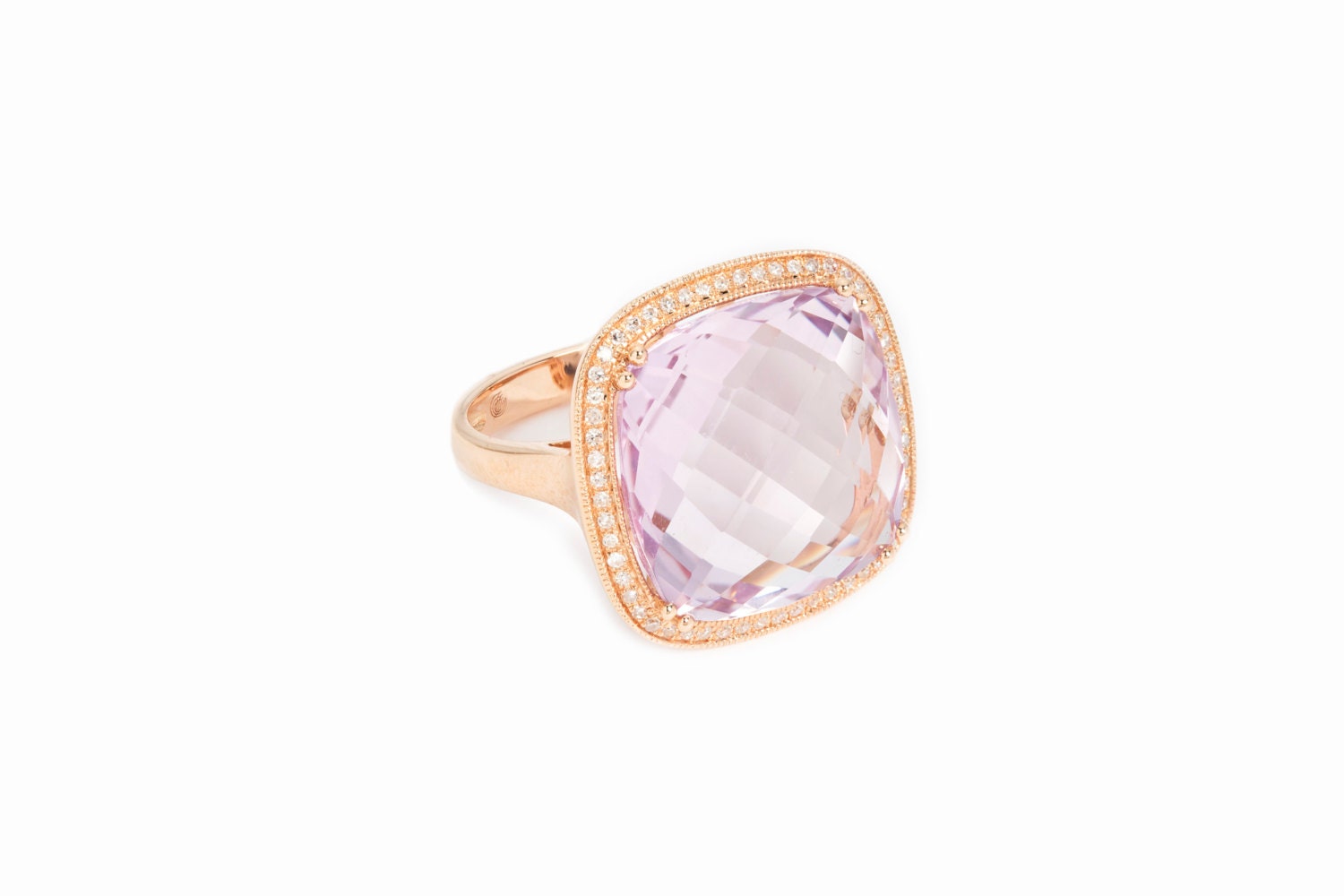 Großer 14K Rose Gold Rosa Amethyst Edelstein Cocktail Ring Mit Milgrain Diamant Halo Großer 14K Rose Gold Rosa Amethyst Edelstein Cocktail Ring Mit Milgrain Diamant Halo von SkinnyBling