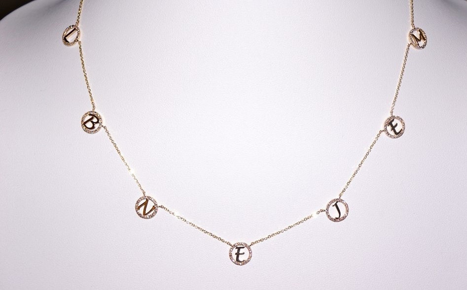Runder Anfangsanhänger, 14K Gold Und Natürlicher Diamant, Geschenk Für Mutter Oder Großmutter, Neue Mutter, Mehrere Anfangshalsketten Runder Anfangsanhänger, 14K Gold Und Natürlicher Diamant, Geschenk Für Mutter Oder Großmutter, Neue Mutter, Mehrere Anfangshalsketten von SkinnyBling