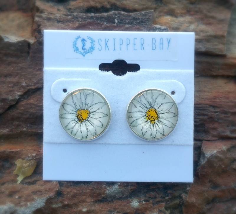 Gänseblümchen Ohrringe, Handgemalt, Aquarell Gänseblümchen, Niedlichen Weißen Und Gelben Post/Ohrstecker. Daisy Blumenohrringe Gänseblümchen Ohrringe, Handgemalt, Aquarell Gänseblümchen, Niedlichen Weißen Und Gelben Post/Ohrstecker. Daisy Blumenohrringe von SkipperBay