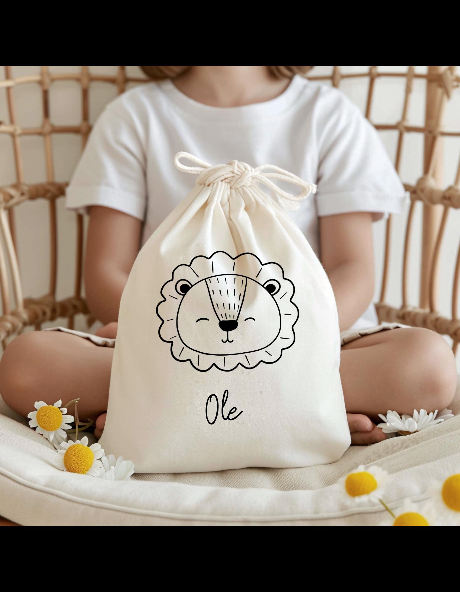 Personalisierter Turnbeutel/Wechselkleidung Tiermotiv „Löwe" Kindergarten Oder Schule von SkrallanDesign