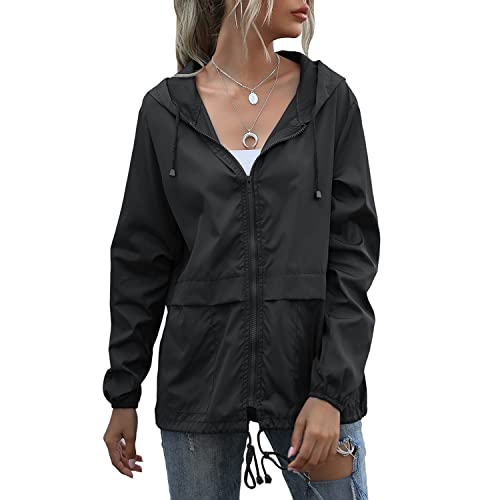 Skrsila Damen Regenjacke Leicht Jacke mit Kapuze Windbreaker Wasserdicht Atmungsaktiv Winddicht Outdoorjacke mit Einstellbarer Kordelzug Einfarbig Regenmantel von Skrsila