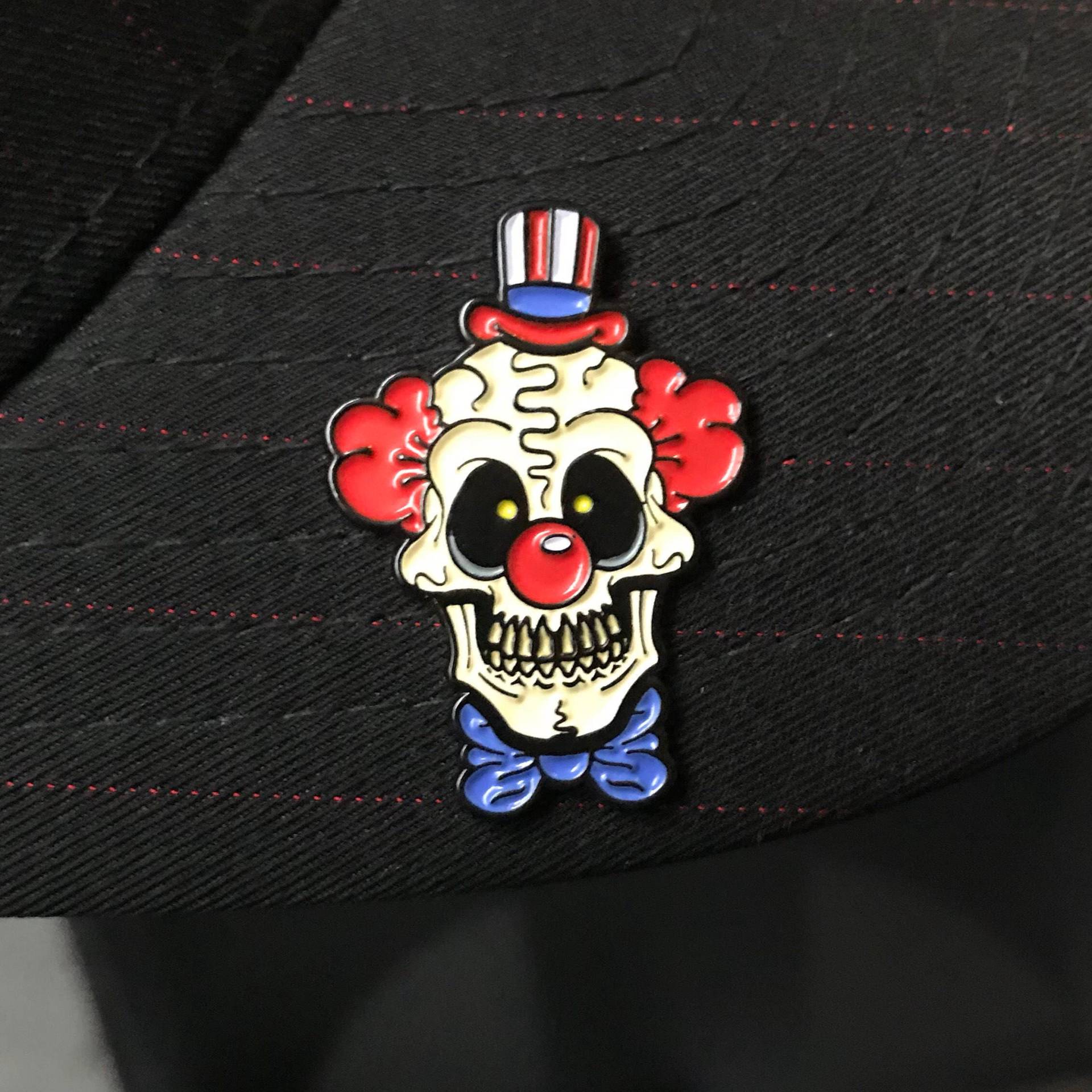 Dark Humor Enamel Pin Dark Humor Enamel Pin von SkullsNSmiles