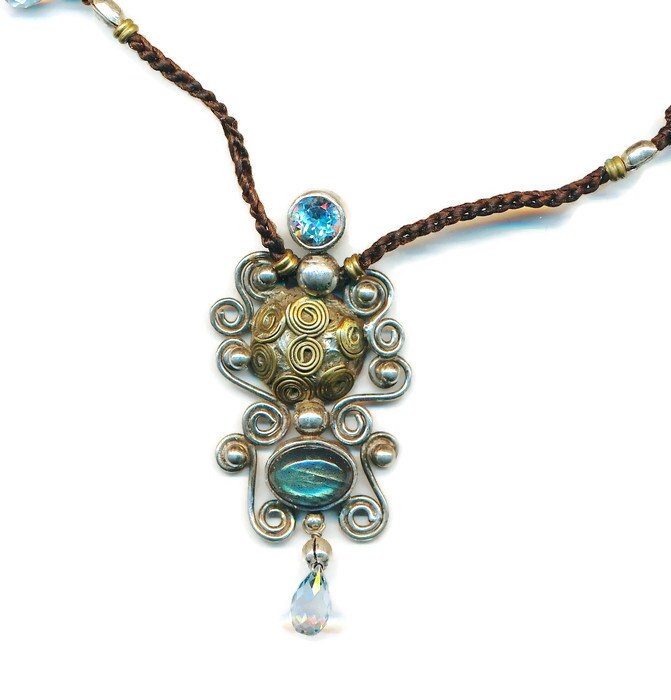 Labradorite, Und Blaue Topaz in 92, 5 Sterling Silber Anhänger Gesetzt. Eins Handgefertigte Perfektes Geschenk Für Sie von SkyPeakBoutique