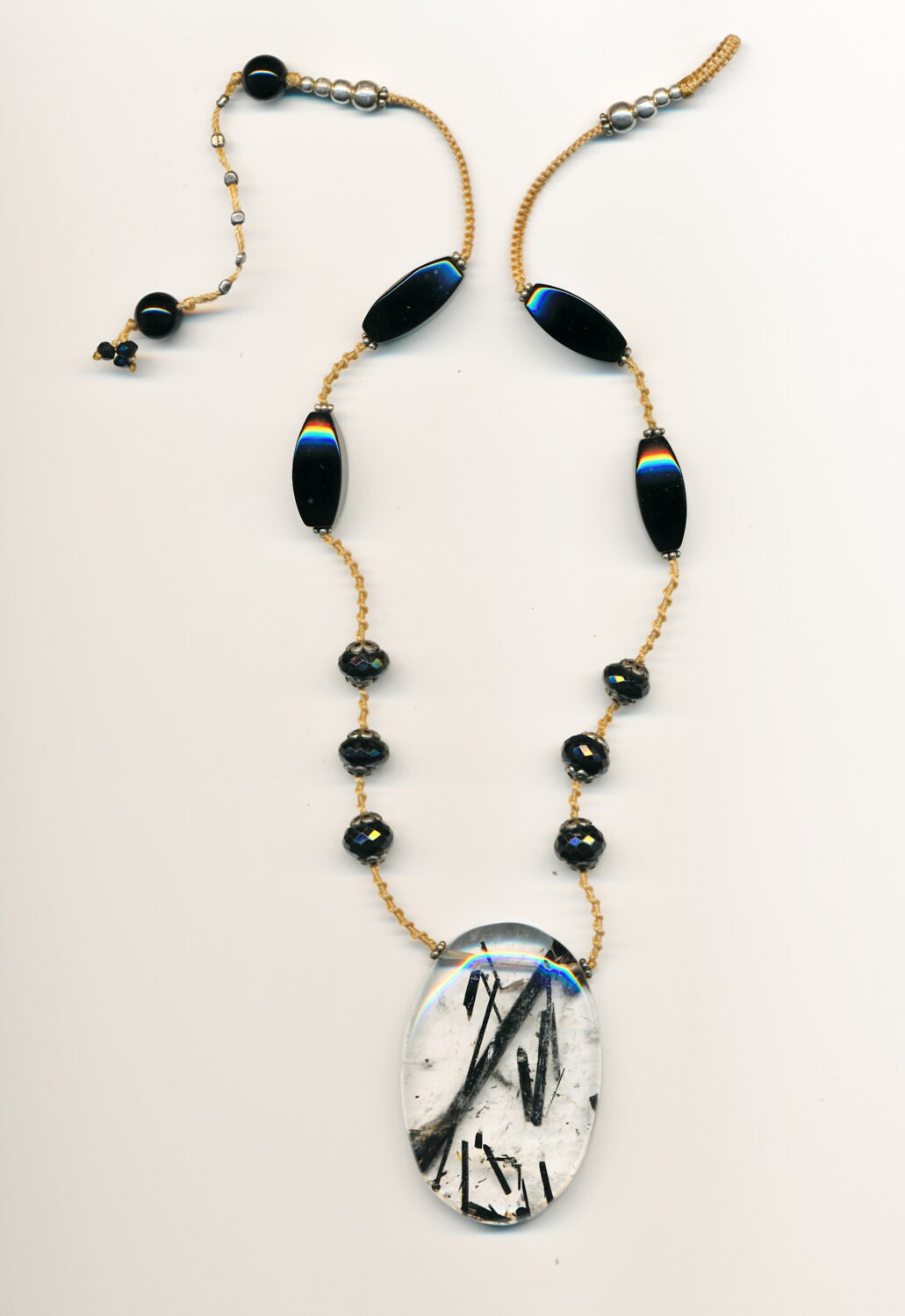 Makrame Halskette Mit Tourisiertem Quarzstift, Facettiertem Schwarzem Spinel, Onyx Und Fertig Einer Streuung Von 92, 5 Sterling Silber von SkyPeakBoutique